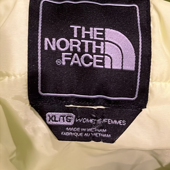 The North Face Jacket - Picture 3 of 9